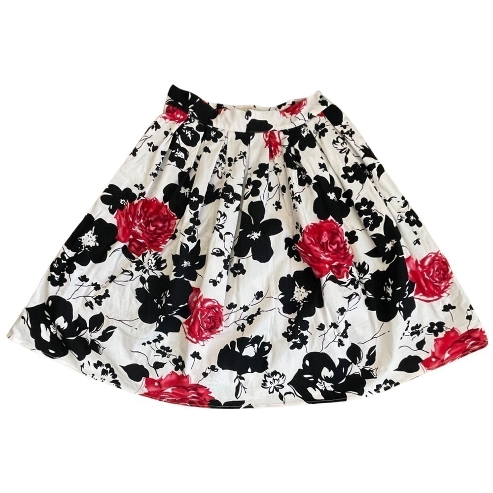 GRACE Karin Red Black White Floral Full Skirt Women’s Size Small.